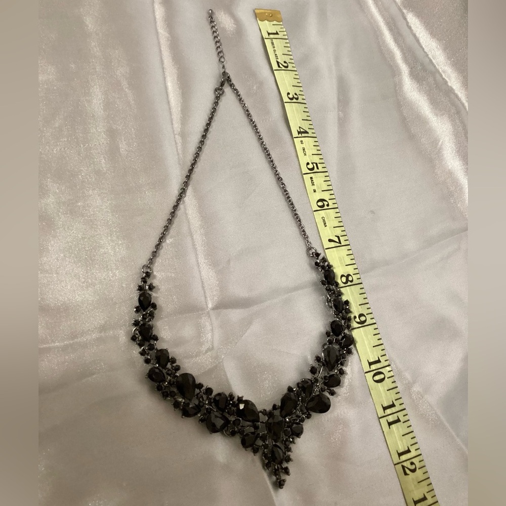 Black Rhinestone Statement Necklace - Picture 4 of 6
